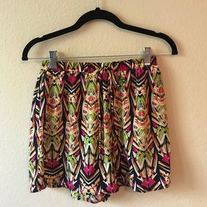 Abstract pattern high-waisted tie shorts